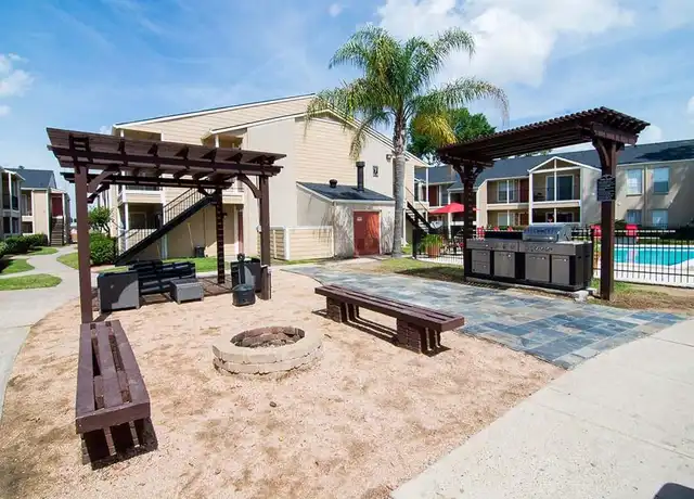 Property at 424 S Bender Ave Unit 803, Humble, TX, 77338, 1 bed, 1 bath, [object Object]