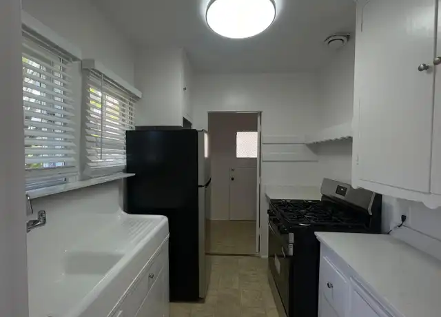 Property at 303 Olive St Unit 305, San Diego, CA, 92103, 1 bed, 1 bath, [object Object]