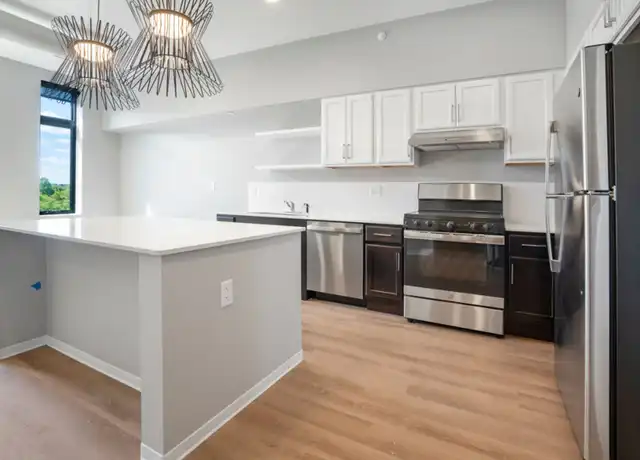 Property at 1020 Centerpoint Dr Unit 1423, Stevens Point, WI, 54481, 1 bed, 1 bath, [object Object]