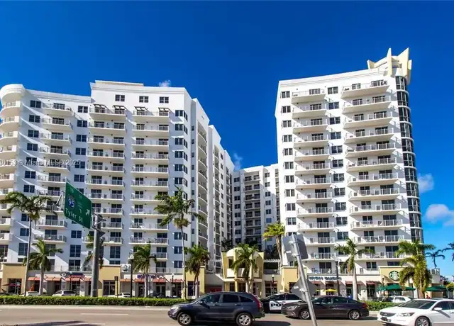 Property at 1830 Radius Dr #704, Hollywood, FL, 33020, 2 beds, 2 baths, [object Object]