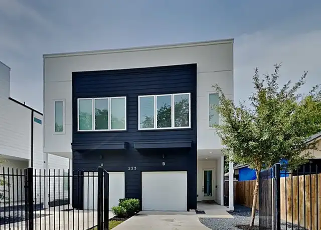 Property at 223 Oriole St, Houston, TX, 77018, 3 beds, 2 baths, [object Object]