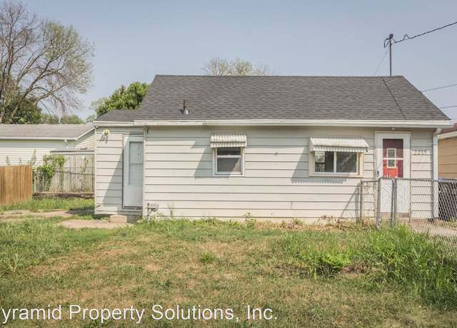 Photo of 2209 Williams St, Des Moines, IA 50317