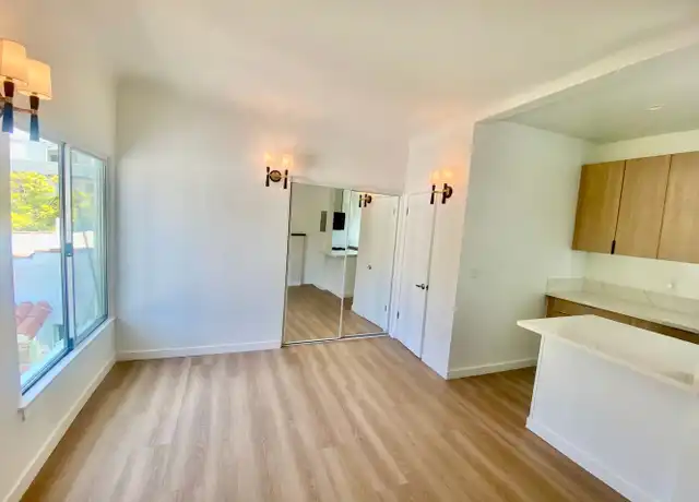 Property at 818 Grant St Unit 6, Santa Monica, CA, 90405, 0 beds, 1 bath, [object Object]