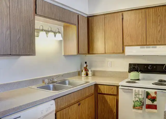 Property at 8550 E Old Spanish Trl, Tucson, AZ, 85710, 1 bed, 1 bath, [object Object]
