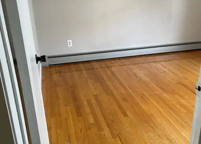 Property at 338 Ferry St, Fall River, MA, 02721, 2 beds, 1 bath, [object Object]