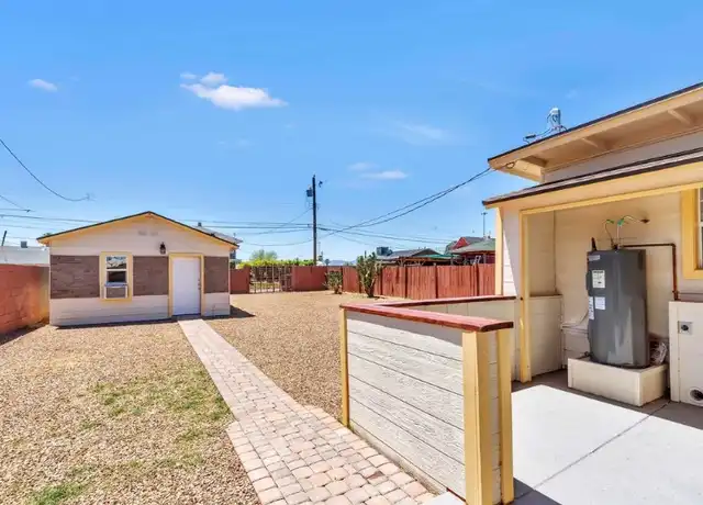 Property at 2205 W Adams St Unit Studio, Phoenix, AZ, 85009, 0 beds, 1 bath, [object Object]