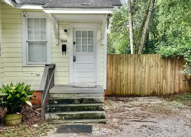 Property at 1844 Madison Ave, Montgomery, AL, 36107, 1 bed, 1 bath, [object Object]
