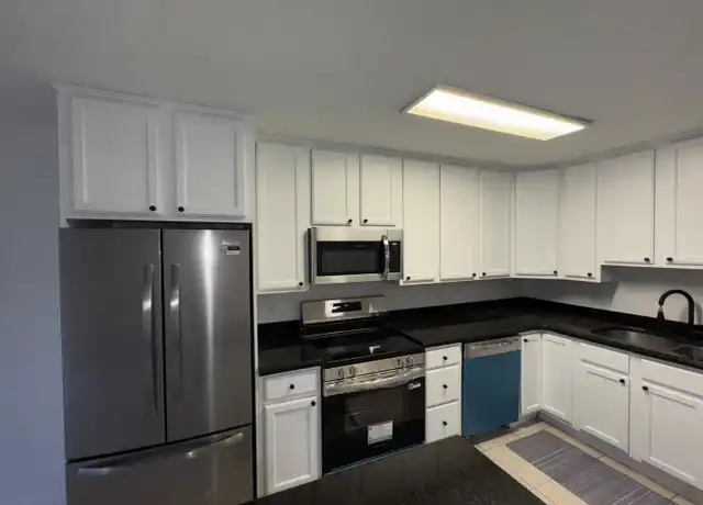 Property at 110 N Lakeside Dr Unit 2, Lake Worth Beach, FL, 33460, 1 bed, 1 bath, [object Object]