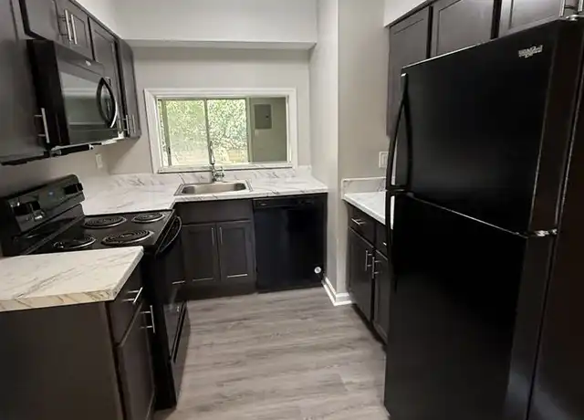 Property at 1 Oakhurst Cir Unit 4AC-05, Aspinwall, PA, 15215, 3 beds, 1.5 baths, [object Object]