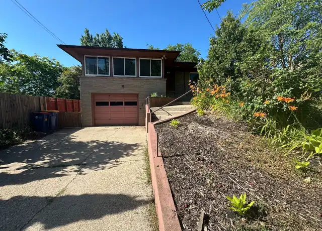 Property at 1000 6th St NW, Grand Rapids, MI, 49504, 3 beds, 2 baths, [object Object]