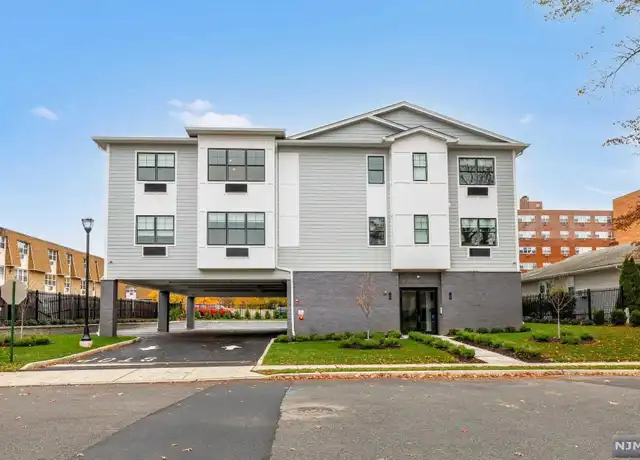 Property at 74 Clarendon Pl Unit 204, Hackensack, NJ, 07601, 1 bed, 1 bath, [object Object]