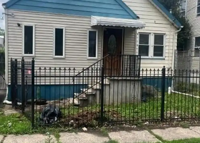 Property at 35 Chestnut Ave, Irvington, NJ, 07111, 4 beds, 2 baths, [object Object]