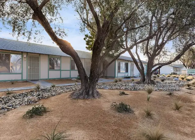 Photo of 3800 Stine Rd, Bakersfield, CA 93309