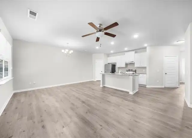 Property at 120 Vickery Ln NW, Calhoun, GA, 30701, 4 beds, 2.5 baths, [object Object]