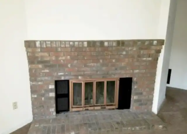Property at 1117 Cherokee Rd, Winterville, GA, 30683, 2 beds, 1 bath, [object Object]