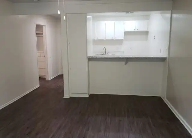 Property at 156 Arbor Park Apartments - 1219 N State College Blvd, Anaheim, CA, 92806, 0-1 beds, 1 bath, [object Object]