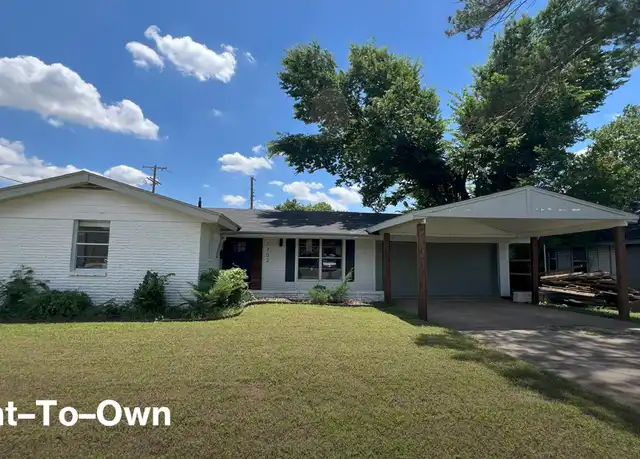 Property at 1702 Bristol Ct N, Irving, TX, 75062, 3 beds, 2 baths, [object Object]