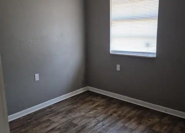 Property at 2100 Sidney St Unit 5D, Pine Bluff, AR, 71602, 1 bed, 1 bath, [object Object]