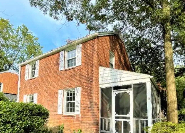 Property at 219 N Greenbrier St, Arlington, VA, 22203, 2 beds, 1 bath, [object Object]