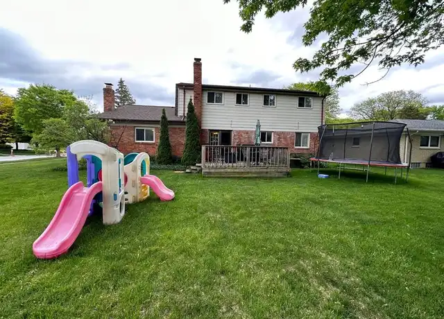 Property at 5601 Aster Dr, Troy, MI, 48085, 4 beds, 2.5 baths, [object Object]