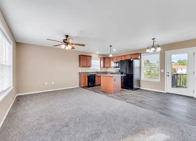 Property at 273 Sunrise Cv, Branson, MO, 65616, 4 beds, 2.5 baths, [object Object]