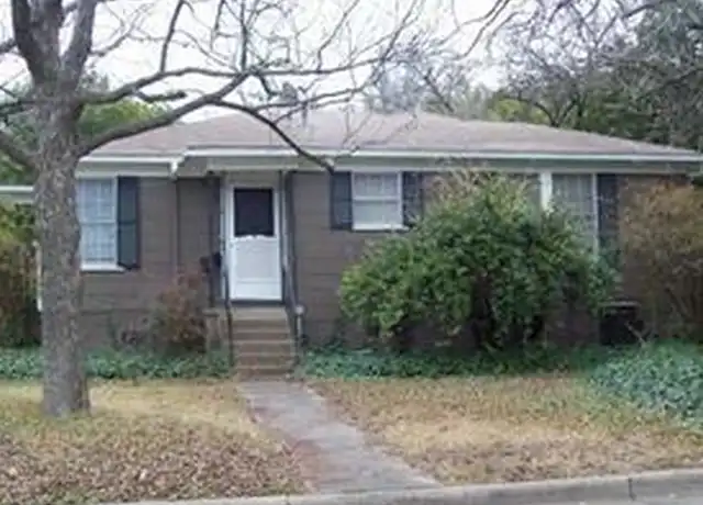 Property at 2915 Hampton Rd, Austin, TX, 78705, 4 beds, 2 baths, [object Object]