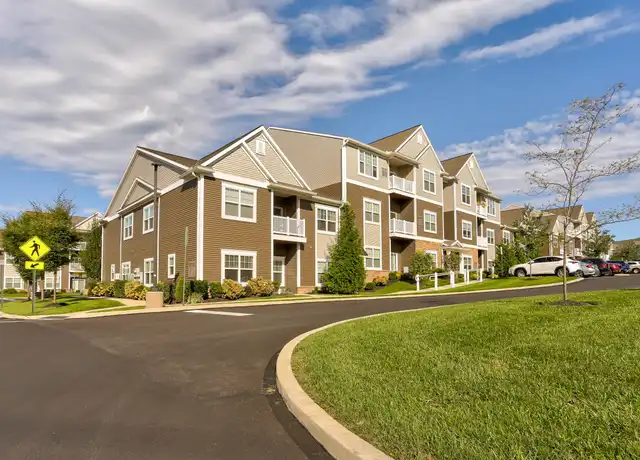 Property at Holly Tree Apartments - 200 Houck Dr, Manheim, PA, 17545, 2 beds, 2 baths, [object Object]