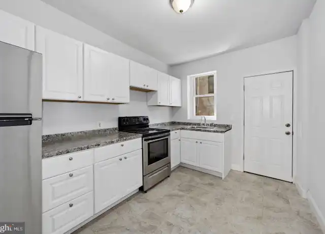 Property at 1606 N Washington St, Baltimore, MD, 21213, 2 beds, 1 bath, [object Object]