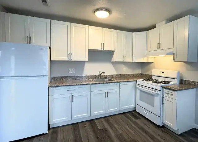 Property at 613 Camanche Lane - Lincoln Reserves - 613 Camanche Ln, Stockton, CA, 95207, 2 beds, 1 bath, [object Object]