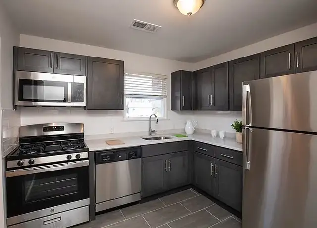 Photo of 307 Parsonage Rd, Edison, NJ 08837