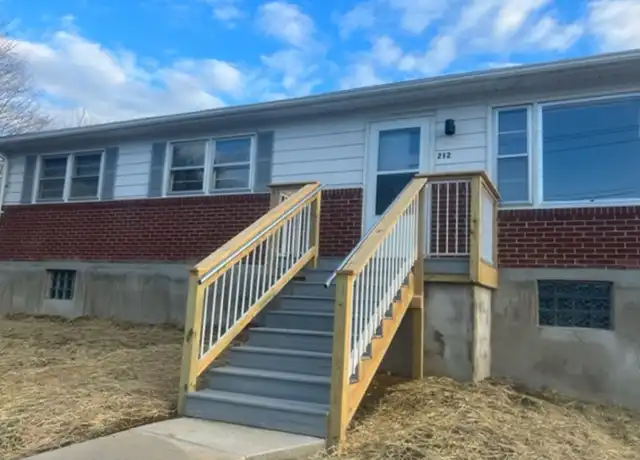Property at 212 Taylor St, Lexington, VA, 24450, 3 beds, 1.5 baths, [object Object]