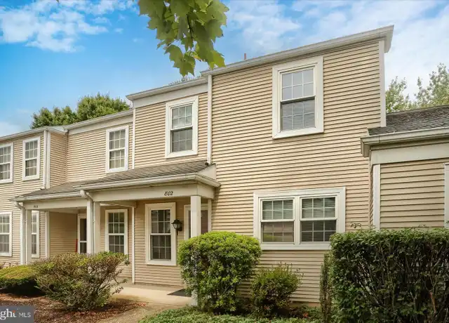 Property at 802 Cambridge Ct, Palmyra, PA, 17078, 2 beds, 1.5 baths, [object Object]