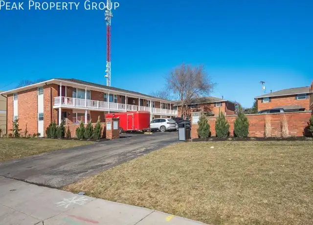 Property at 552 Riverview Dr Unit B, Columbus, OH, 43202, 2 beds, 1 bath, [object Object]