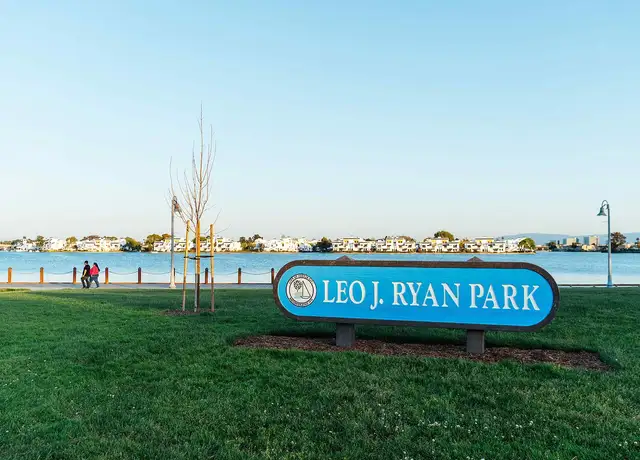 Photo of 55 Triton Park Ln, Foster City, CA 94404