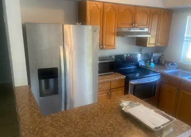 Property at 2460 NW 30th Way, Fort Lauderdale, FL, 33311, 1 bed, 1 bath, [object Object]