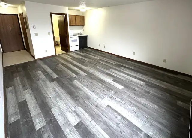 Property at 307 11th Ave NW Unit 205, Aberdeen, SD, 57401, 0 beds, 1 bath, [object Object]