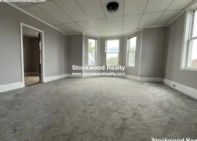 Property at 14 Washburn St, Dorchester, MA, 02125, 3 beds, 1 bath, [object Object]