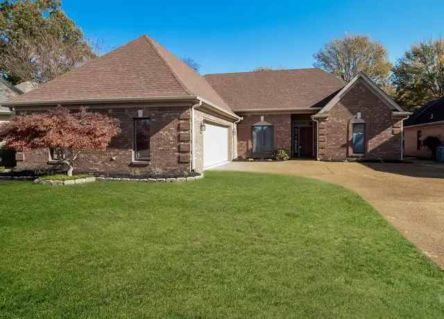Property at 7182 Golden Oaks Loop E, Southaven, MS, 38671, 4 beds, 2 baths, [object Object]