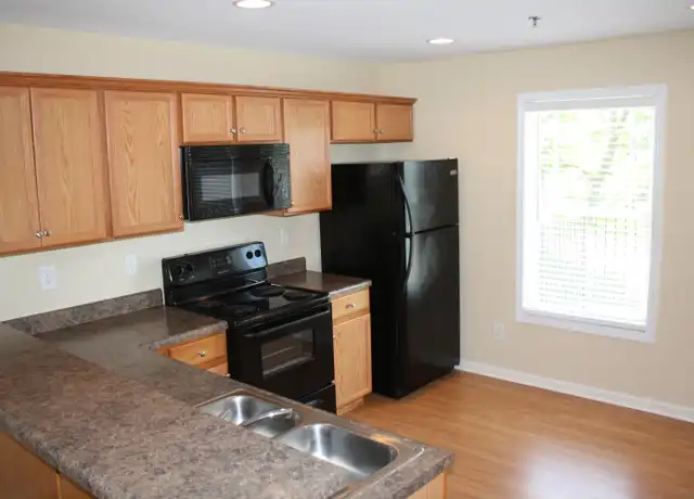 Property at 232 Epps Bridge Rd Unit 14E, Athens, GA, 30606, 2 beds, 2 baths, [object Object]