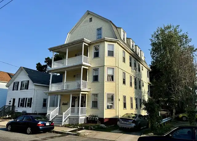 Property at 11 Mason Ave Unit 2, North Attleborough, MA, 02760, 4 beds, 1 bath, [object Object]