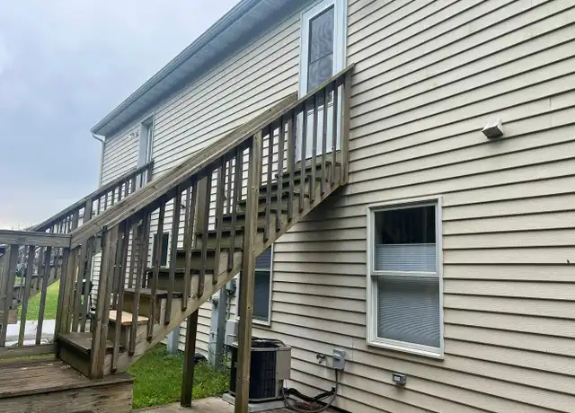 Property at 1537 Stonefield Dr, DeKalb, IL, 60115, 3 beds, 2 baths, [object Object]