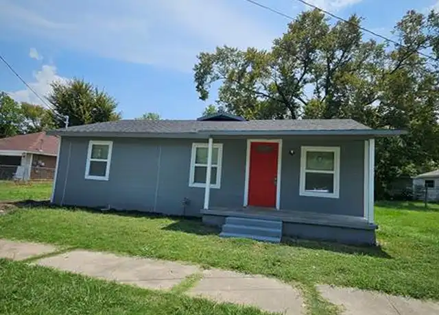Property at 1403 W 4th Ave, Corsicana, TX, 75110, 3 beds, 2 baths, [object Object]