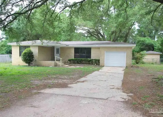 Property at 4639 Santa Rosa Dr, Milton, FL, 32571, 3 beds, 2 baths, [object Object]