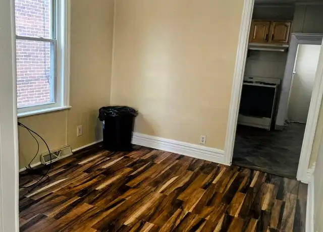Property at 1437-1439 W Court St, Allentown, PA, 18102, 2 beds, 1 bath, [object Object]
