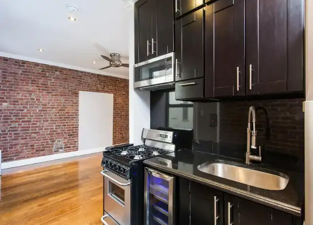 Property at 326 E 100th St Unit 2B, New York, NY, 10029, 3 beds, 2 baths, [object Object]