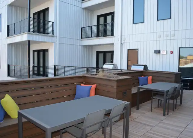 Property at 134 - 217 S Neil - 217 S Neil St, Champaign, IL, 61820, 2 beds, 2 baths, [object Object]