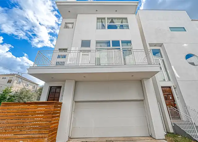 Property at 5628 Kiam St Unit A, Houston, TX, 77007, 3 beds, 3.5 baths, [object Object]