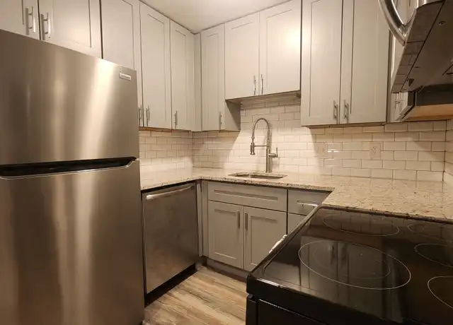 Property at 449 W Jefferson Ave, Kirkwood, MO, 63122, 1 bed, 1 bath, [object Object]