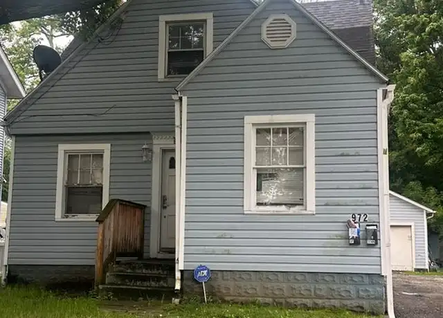 Property at 972 Hunt St Unit B, Akron, OH, 44306, 1 bed, 1 bath, [object Object]