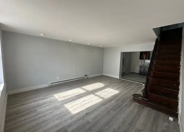 Property at 4018 N Darien St, Philadelphia, PA, 19140, 3 beds, 1 bath, [object Object]